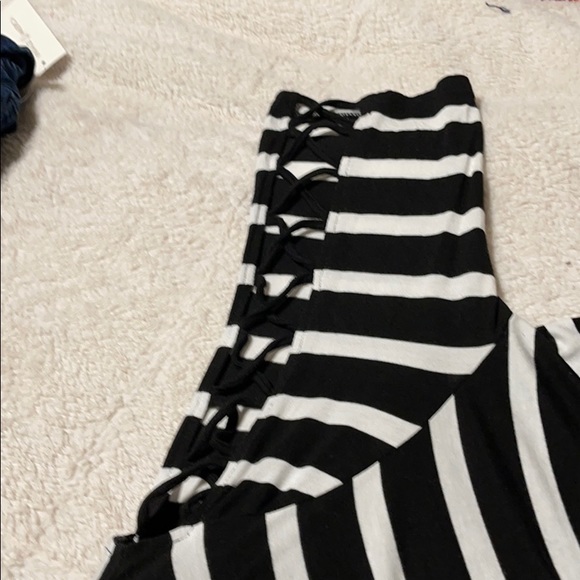 Top - Picture 3 of 6